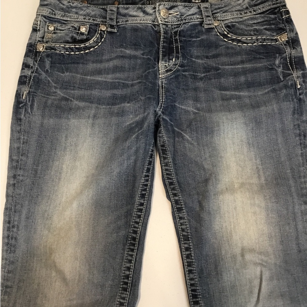 Vintage Miss Me Blue Embellished Easy Capri Cut Jeans size 34 x 20 1/2 - Picture 7 of 11